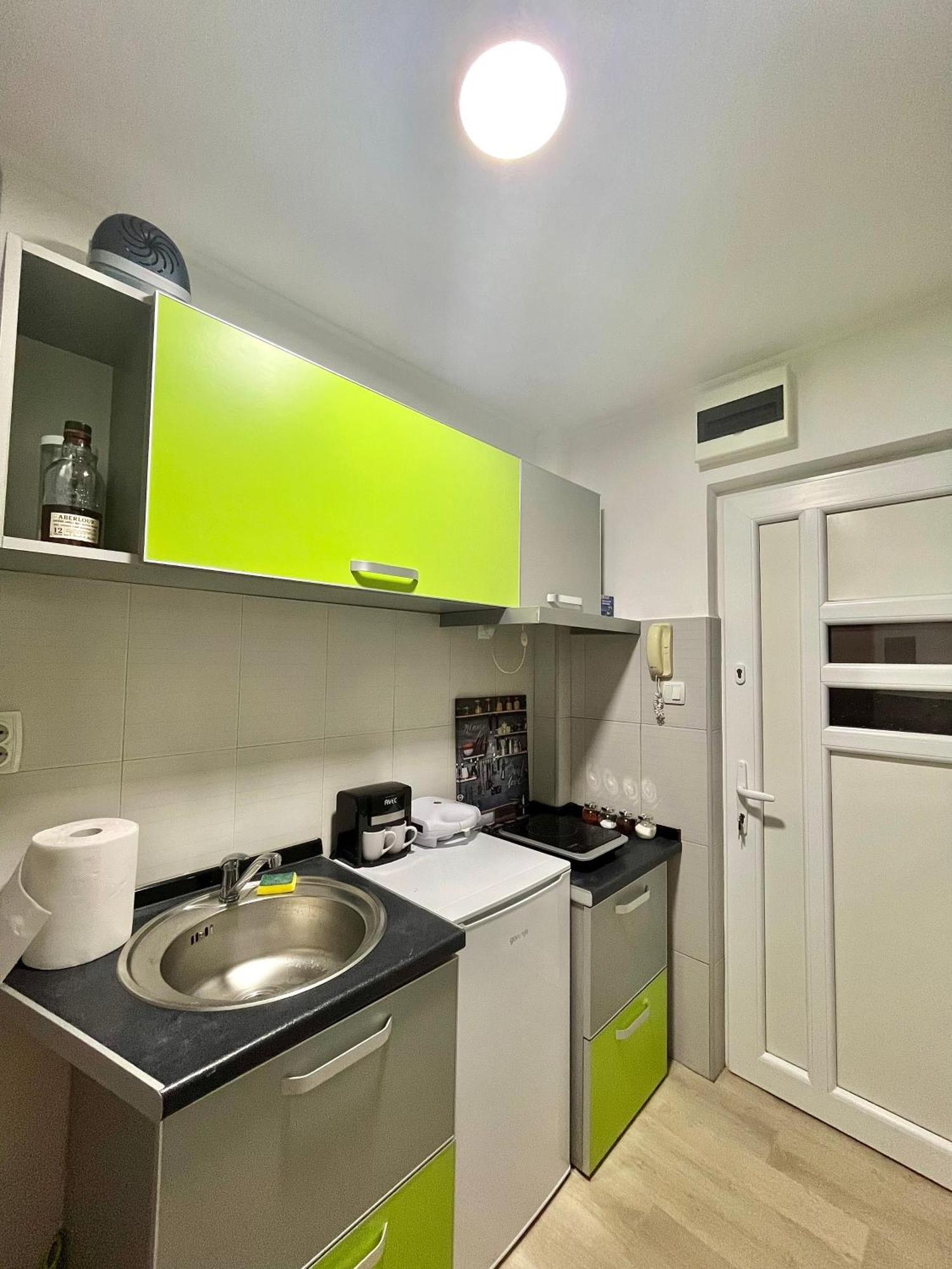 Nilton Apartmans Nis Luaran gambar