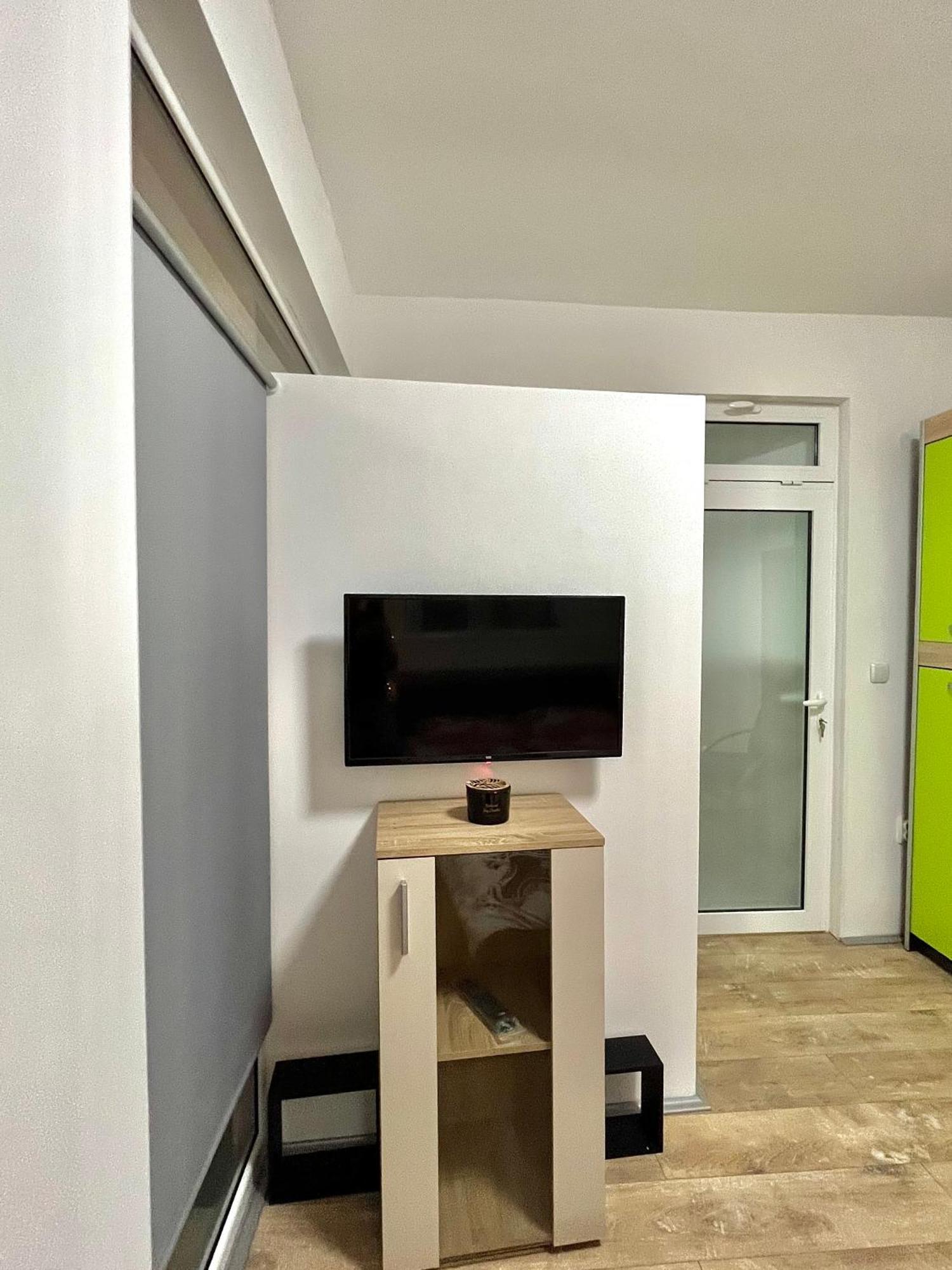 Nilton Apartmans Nis Luaran gambar