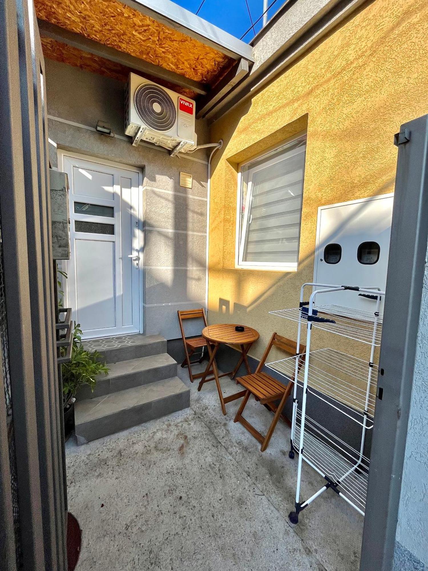 Nilton Apartmans Nis Luaran gambar